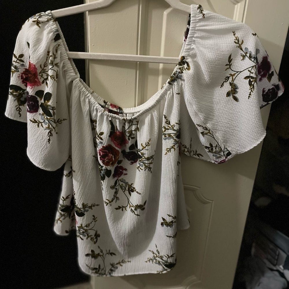 Women’s Floral Print Off-the-Shoulder Blouse